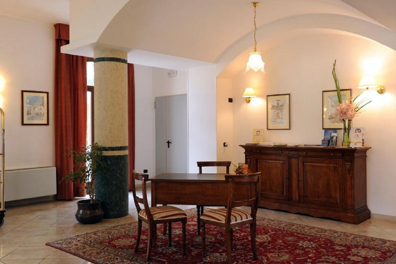 Hotel Villa Rosa Martina Franca Dış mekan fotoğraf
